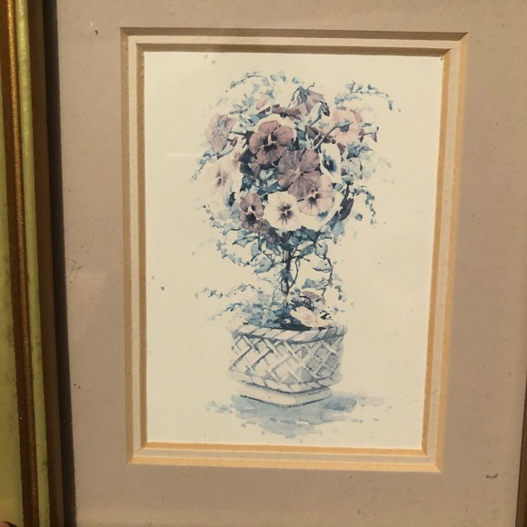 Art In Motion 'Pansies Topiary' Print and ‘English Cottage’ print - Picture 11 of 14